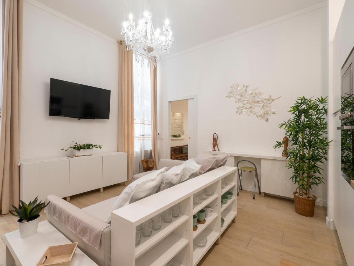 ミラノWhite Loft Near Duomo Orti 14アパートメント エクステリア 写真